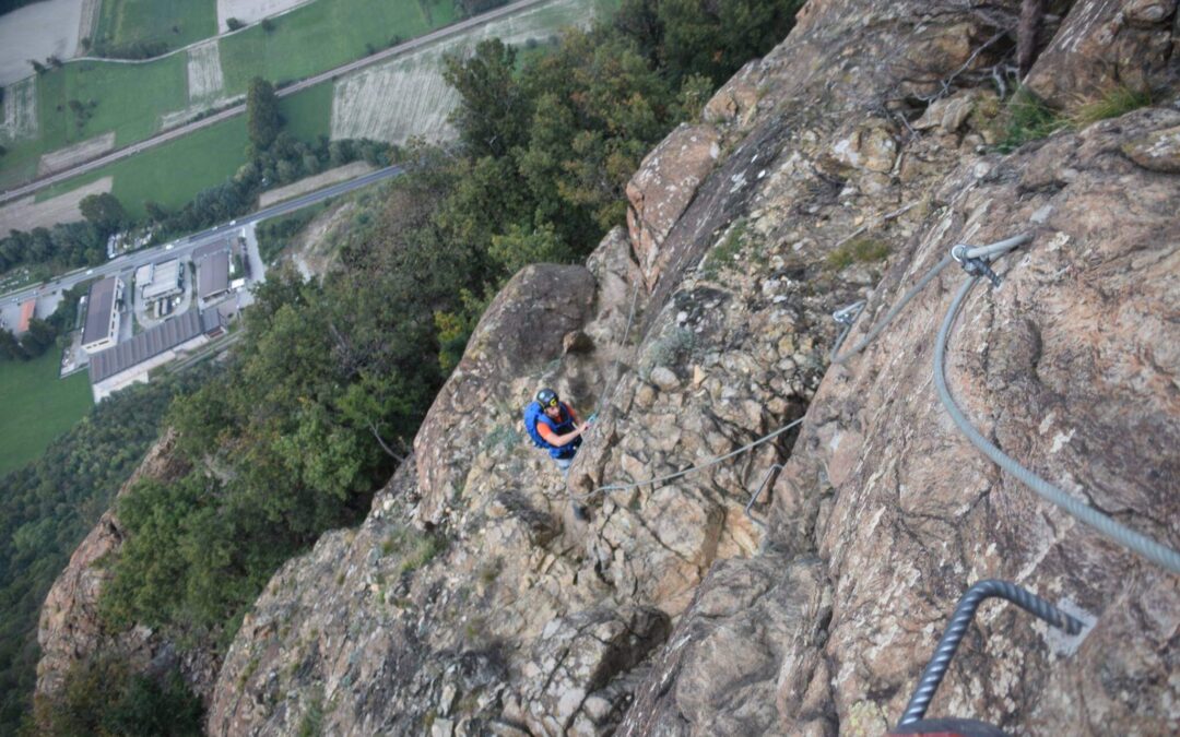 Ferrata della Sacra di San Michele in notturna